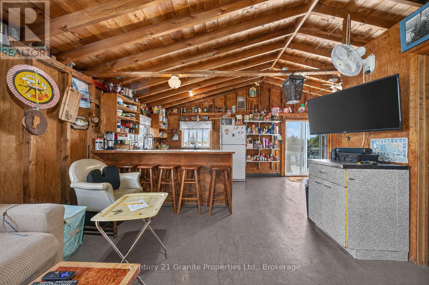 1 369C ISLAND - Image 23