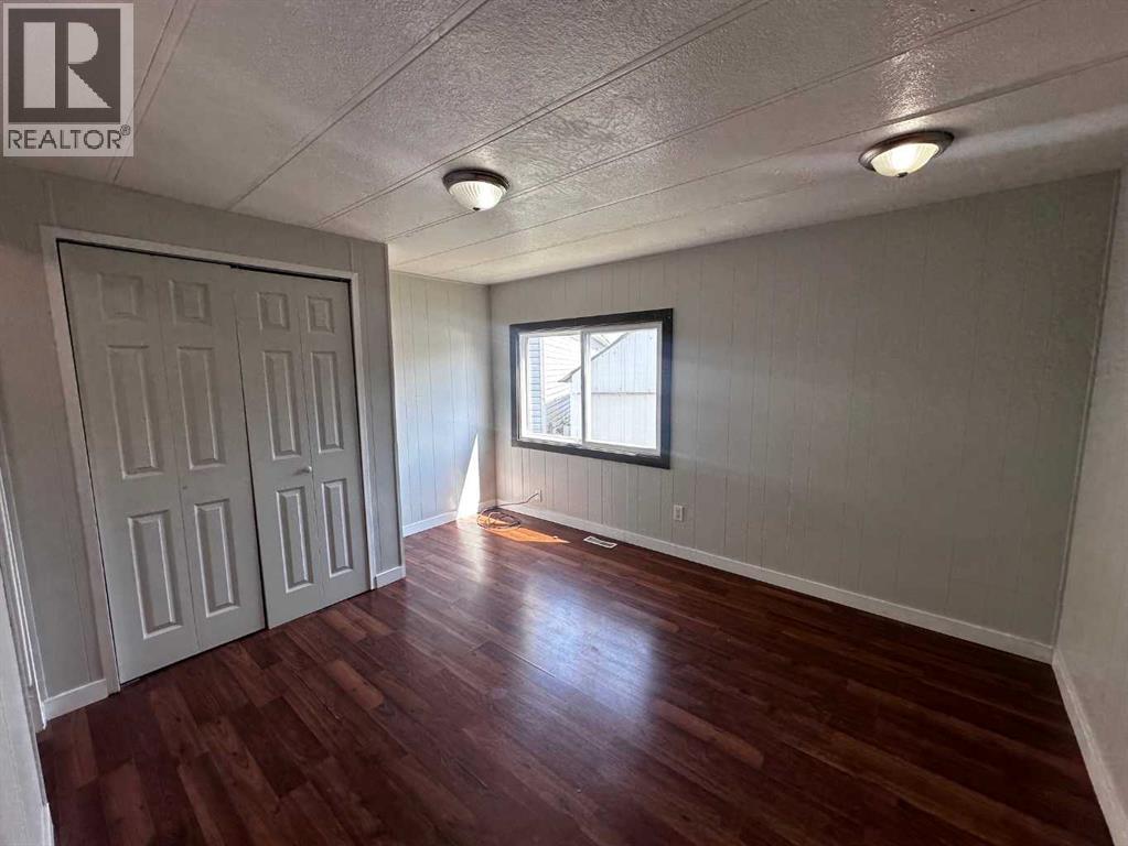 Listing photo – 212, 5344 76 Street, Red Deer