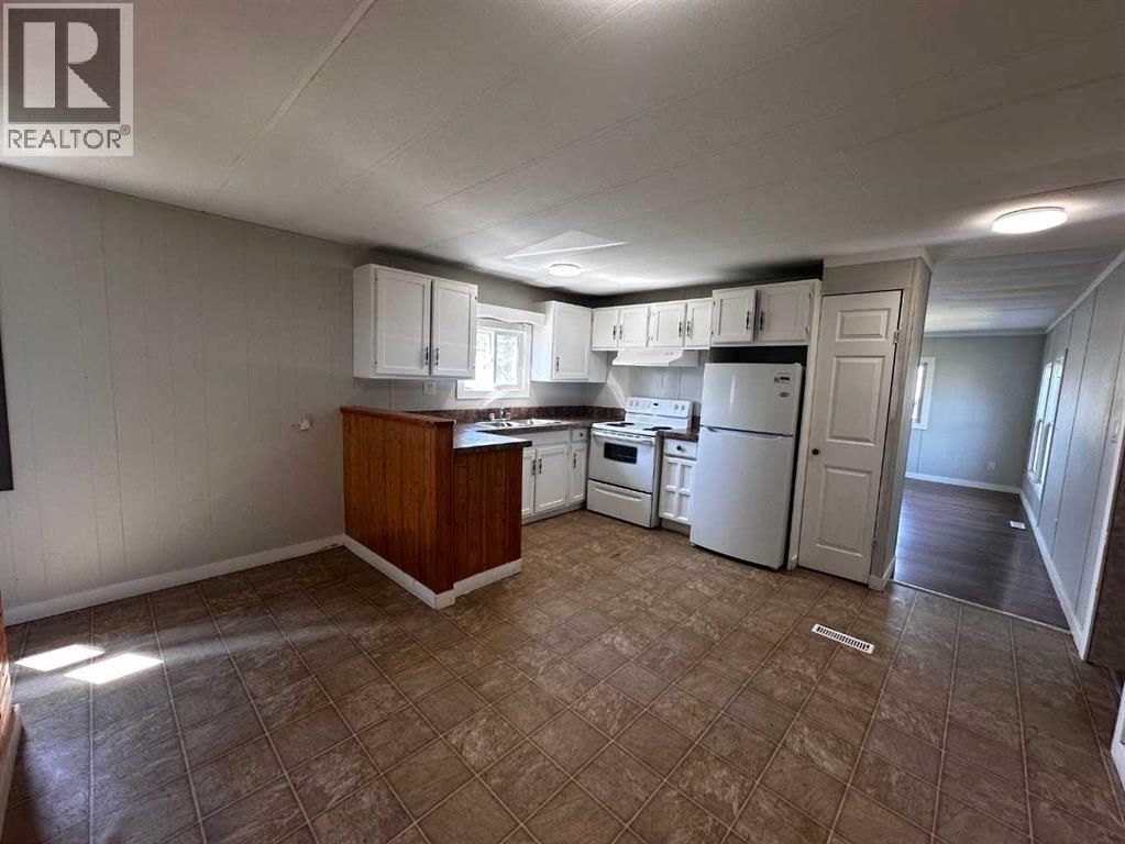 Listing photo – 212, 5344 76 Street, Red Deer