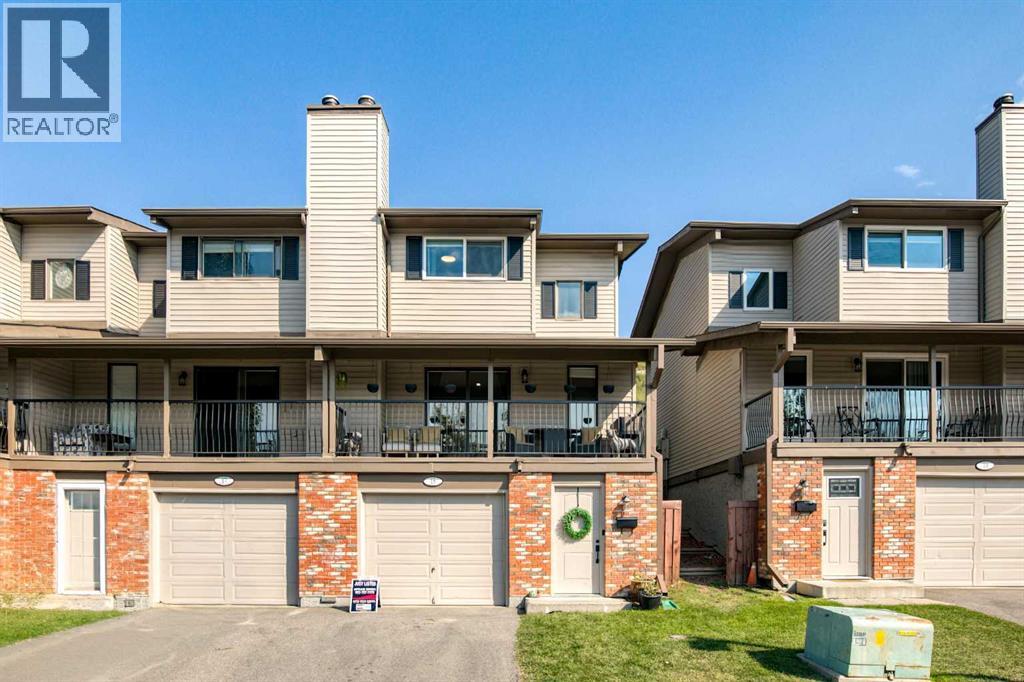 18 Glorond Place, Okotoks, Alberta, T1S1Y7