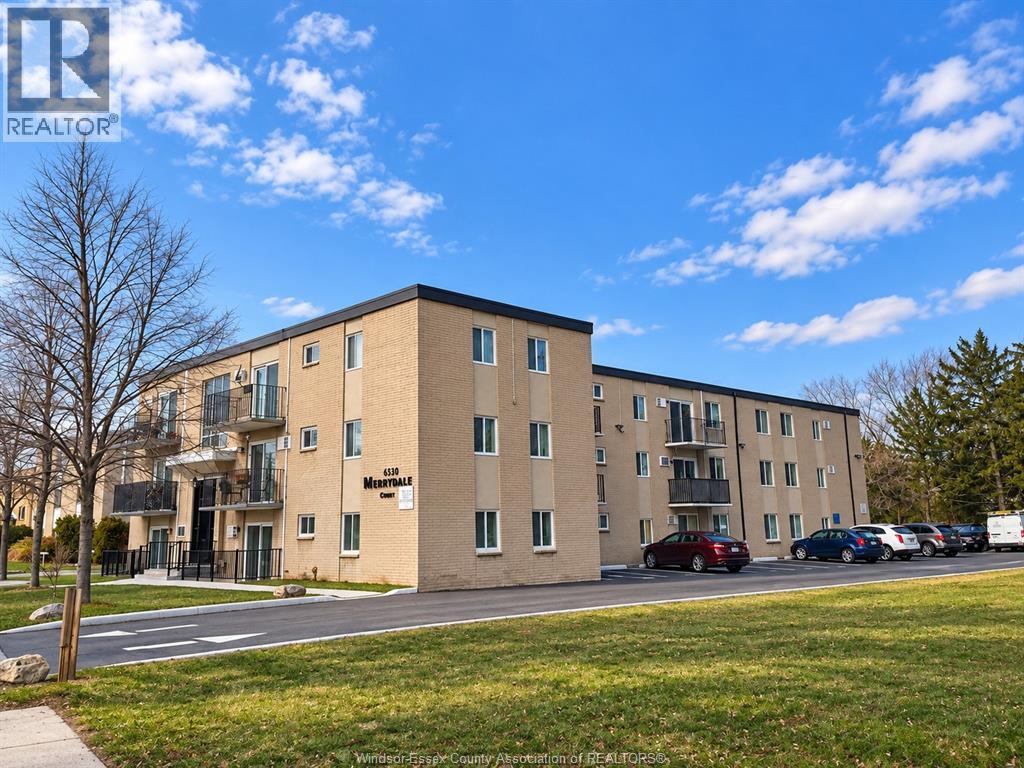 #307 6530 WYANDOTTE Street East, Windsor, Ontario, N8S1P2, Windsor, Ontario — photo 1 of 5