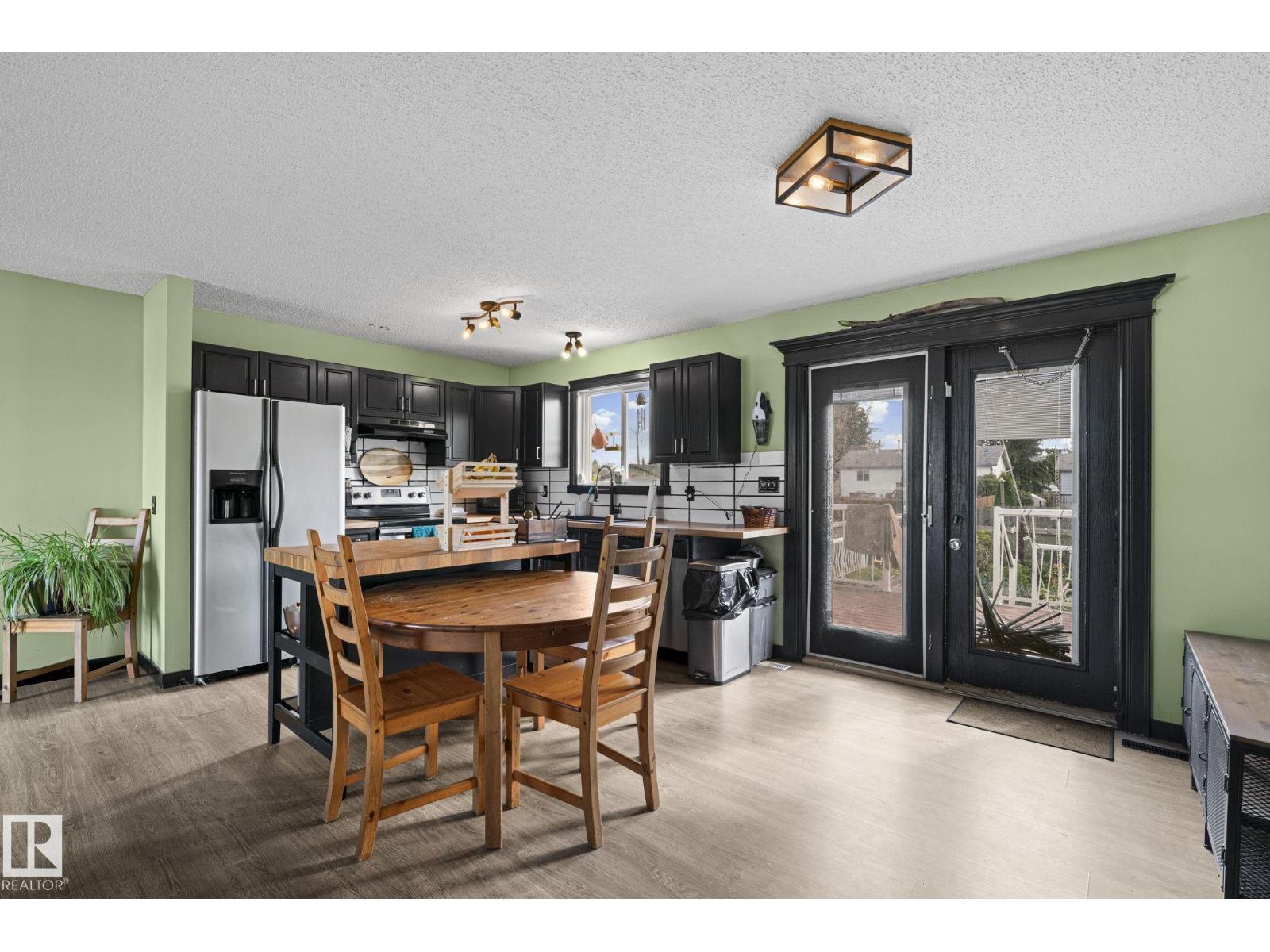 34 SPRUCE MEADOW LN - 2