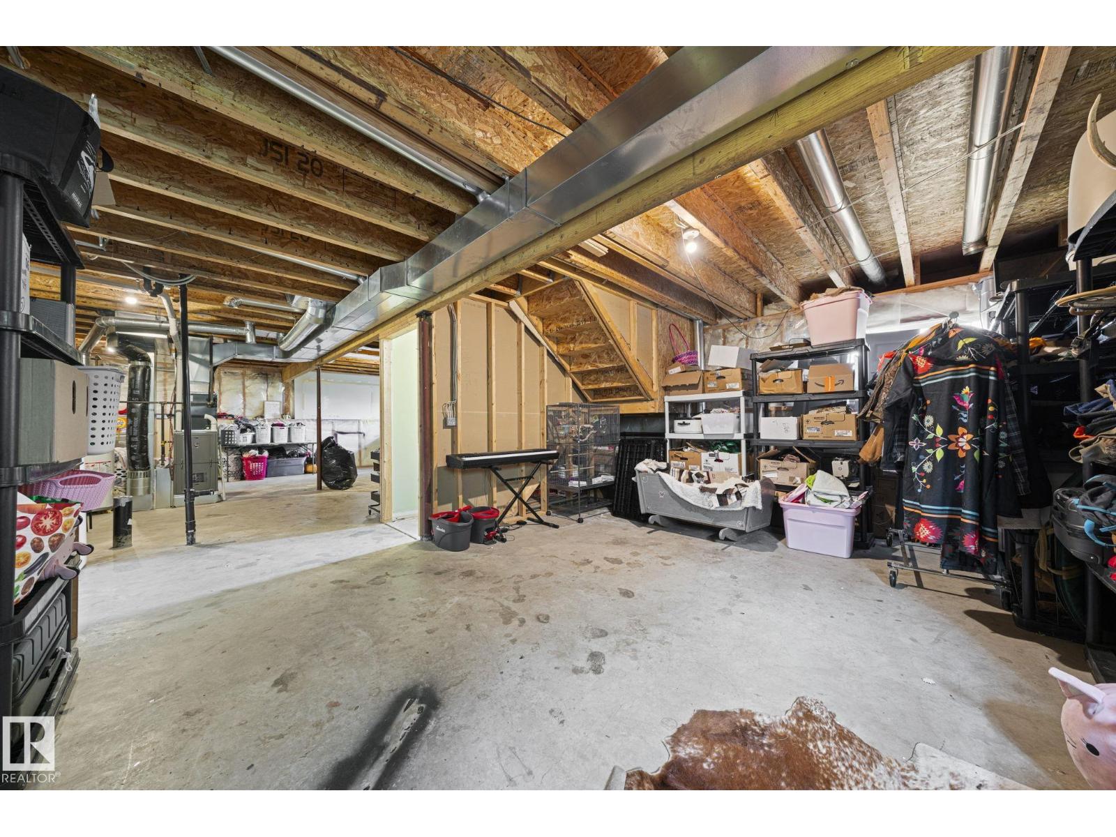 34 SPRUCE MEADOW LN - Image 22