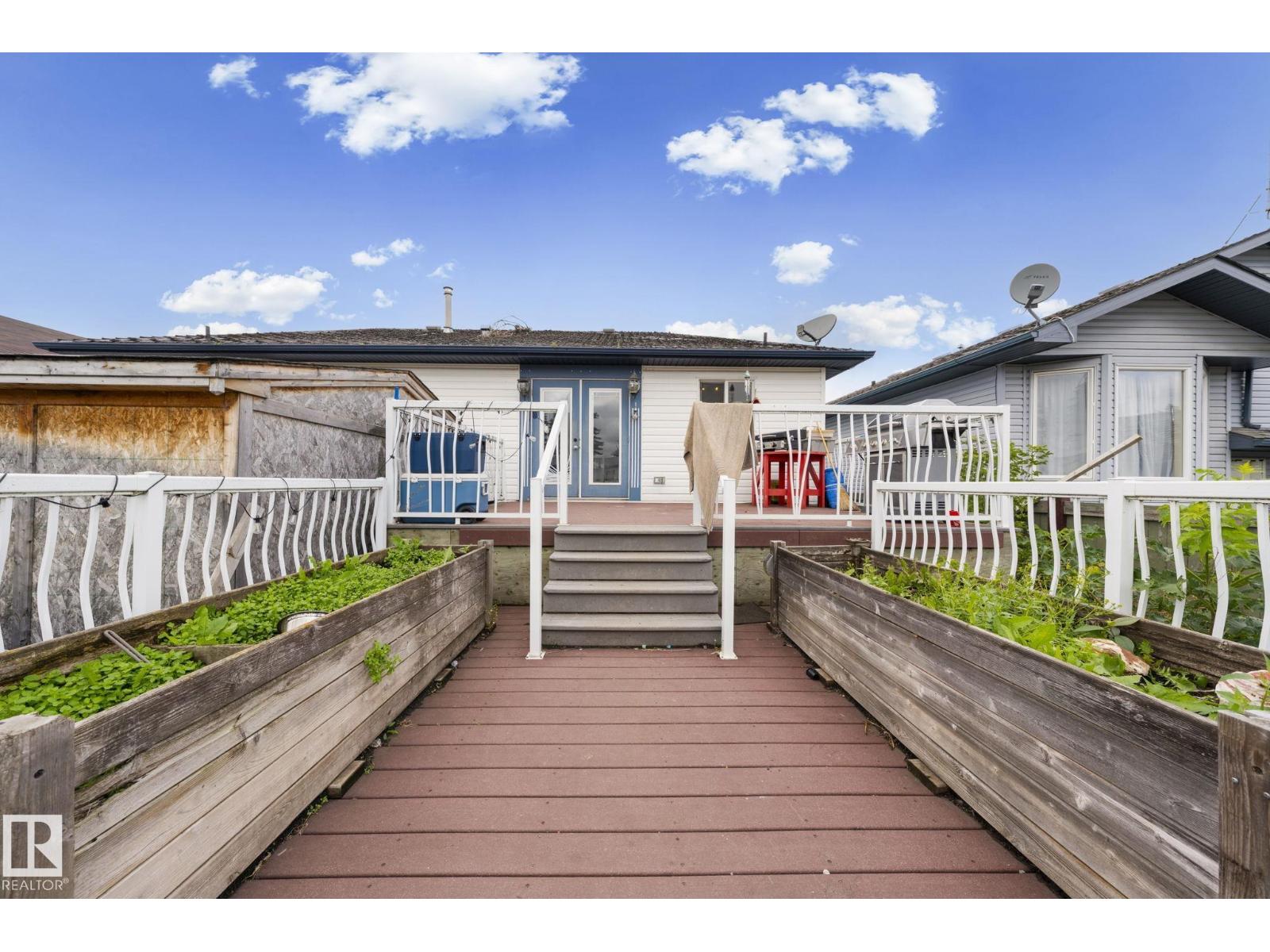 34 SPRUCE MEADOW LN - 28
