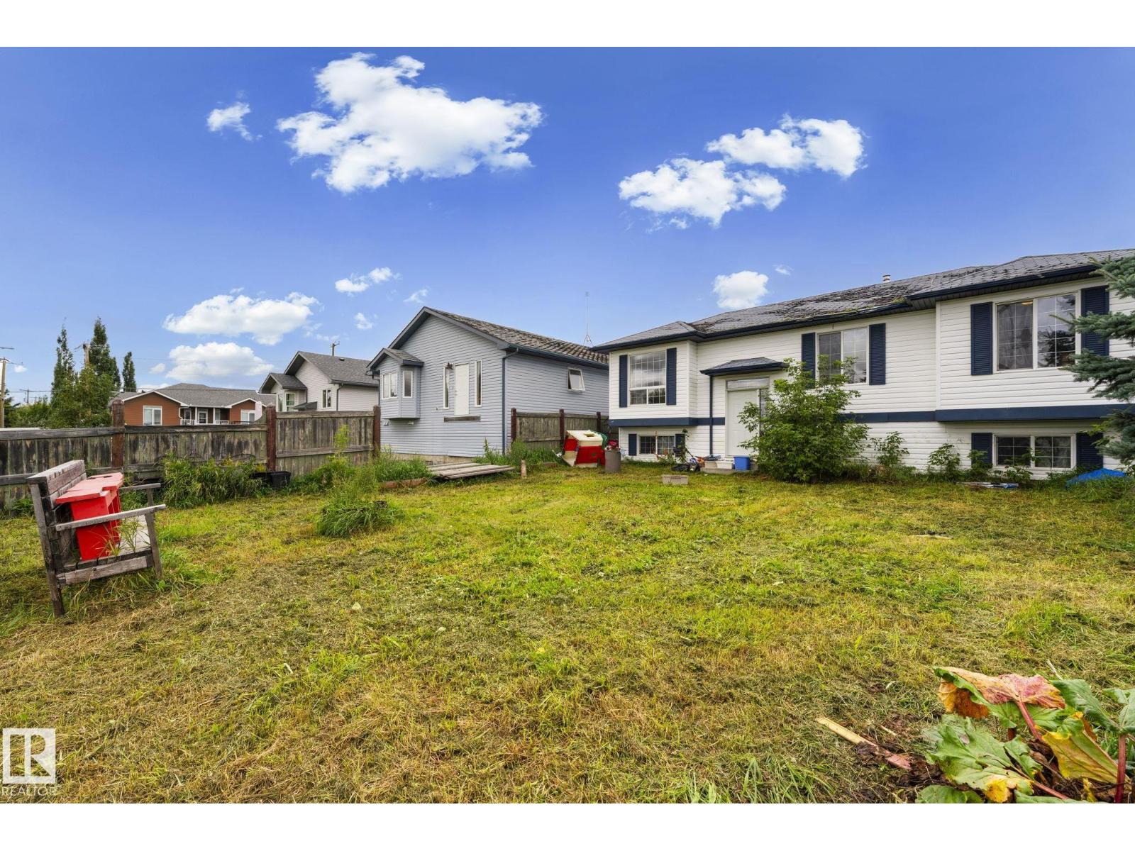 34 SPRUCE MEADOW LN - 32