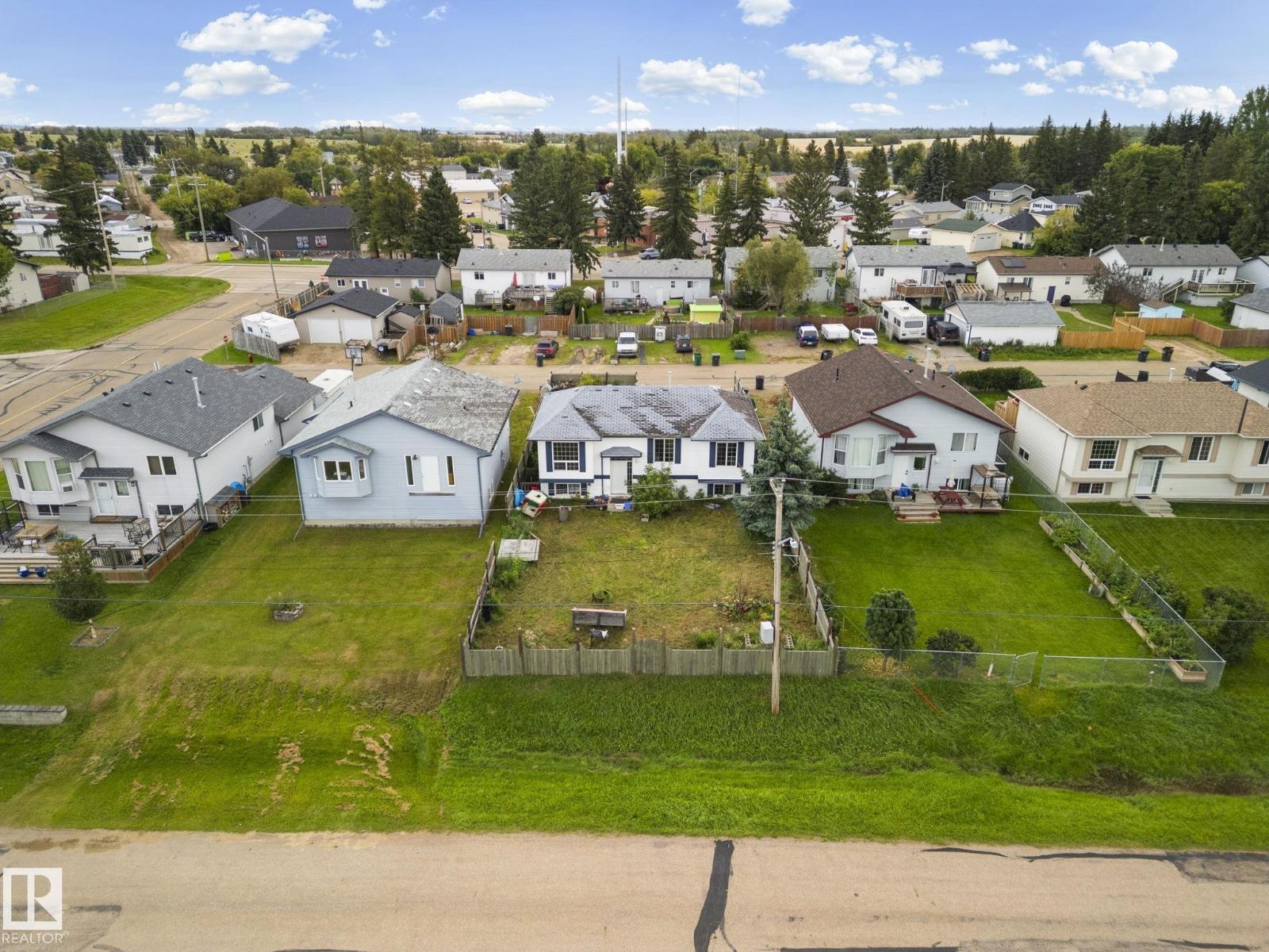 34 SPRUCE MEADOW LN - 33