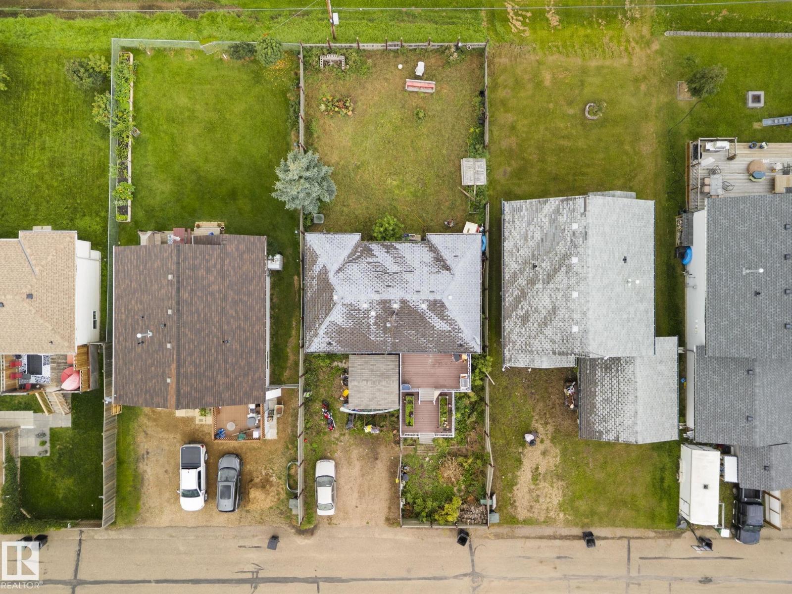 34 SPRUCE MEADOW LN - 36