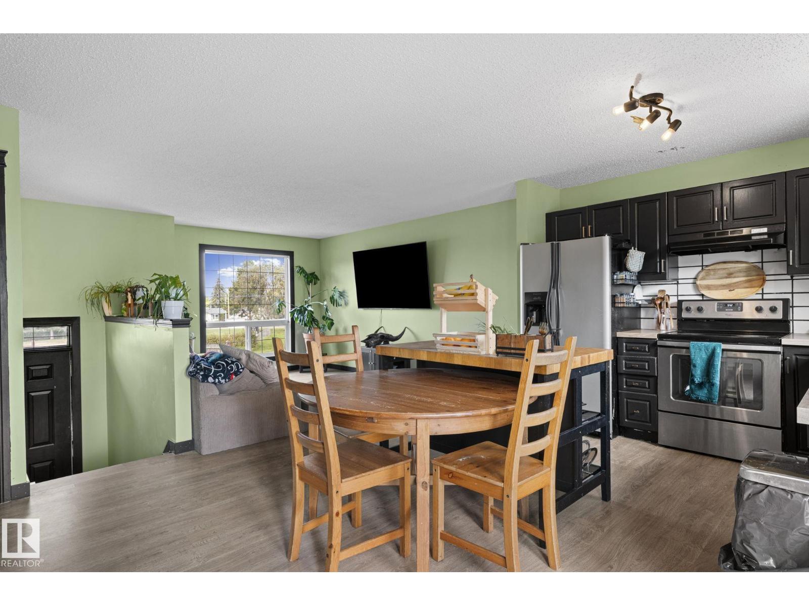34 SPRUCE MEADOW LN - 4
