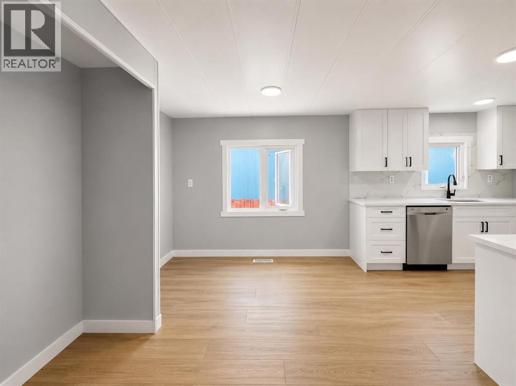 168 Huntwell Road NE, Calgary — photo 9