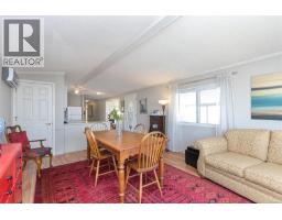 9 7583 Central Saanich Rd, Central Saanich, BC V8M2B6 Photo 11