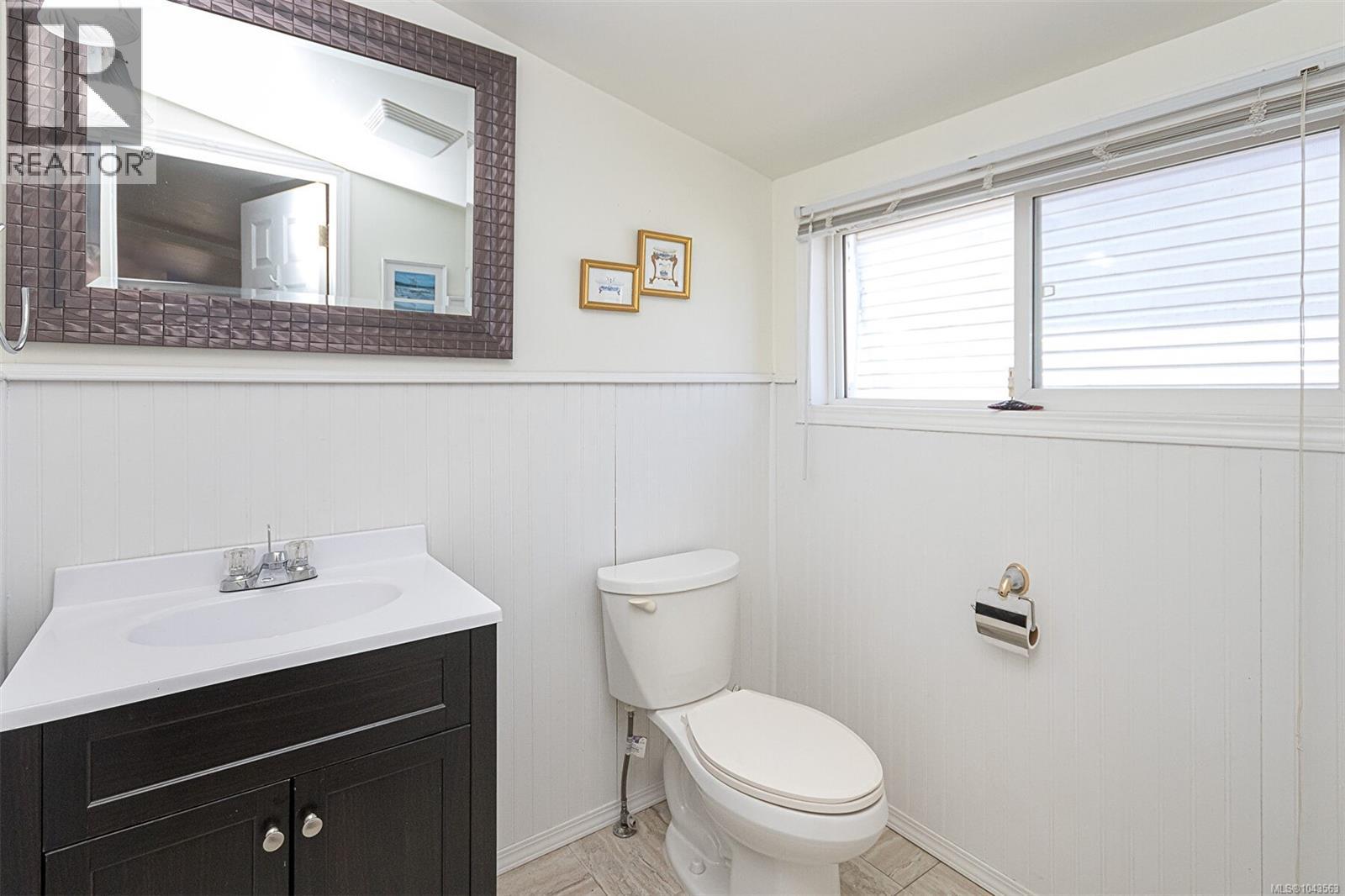 9 7583 Central Saanich Rd, Central Saanich