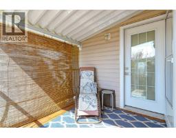 9 7583 Central Saanich Rd, Central Saanich, BC V8M2B6 Photo 27
