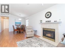 Living room - 7 Eagle Lane, View Royal, BC V9A7M2 Photo 9