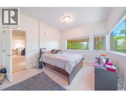 1448 Sandhurst Place, West Vancouver, BC V7S2P3 Photo 8