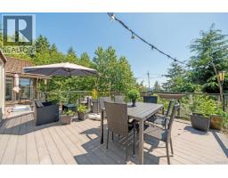 1448 Sandhurst Place, West Vancouver, BC V7S2P3 Photo 16