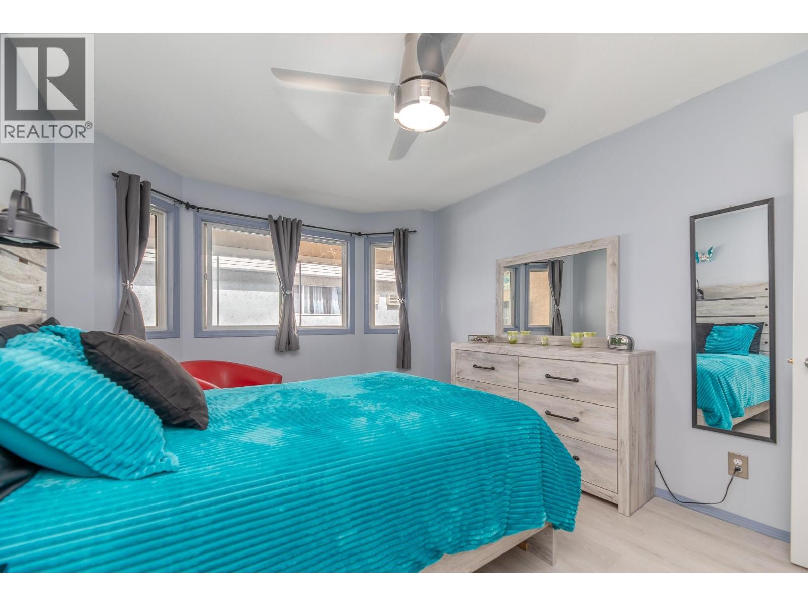 #204 865 Main Street - 18
