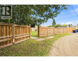 5206 47 Avenue, Olds, AB T4H1E9 Photo 44