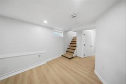 541 Johnson Avenue E, Winnipeg, MB R2L1A9 Photo 17