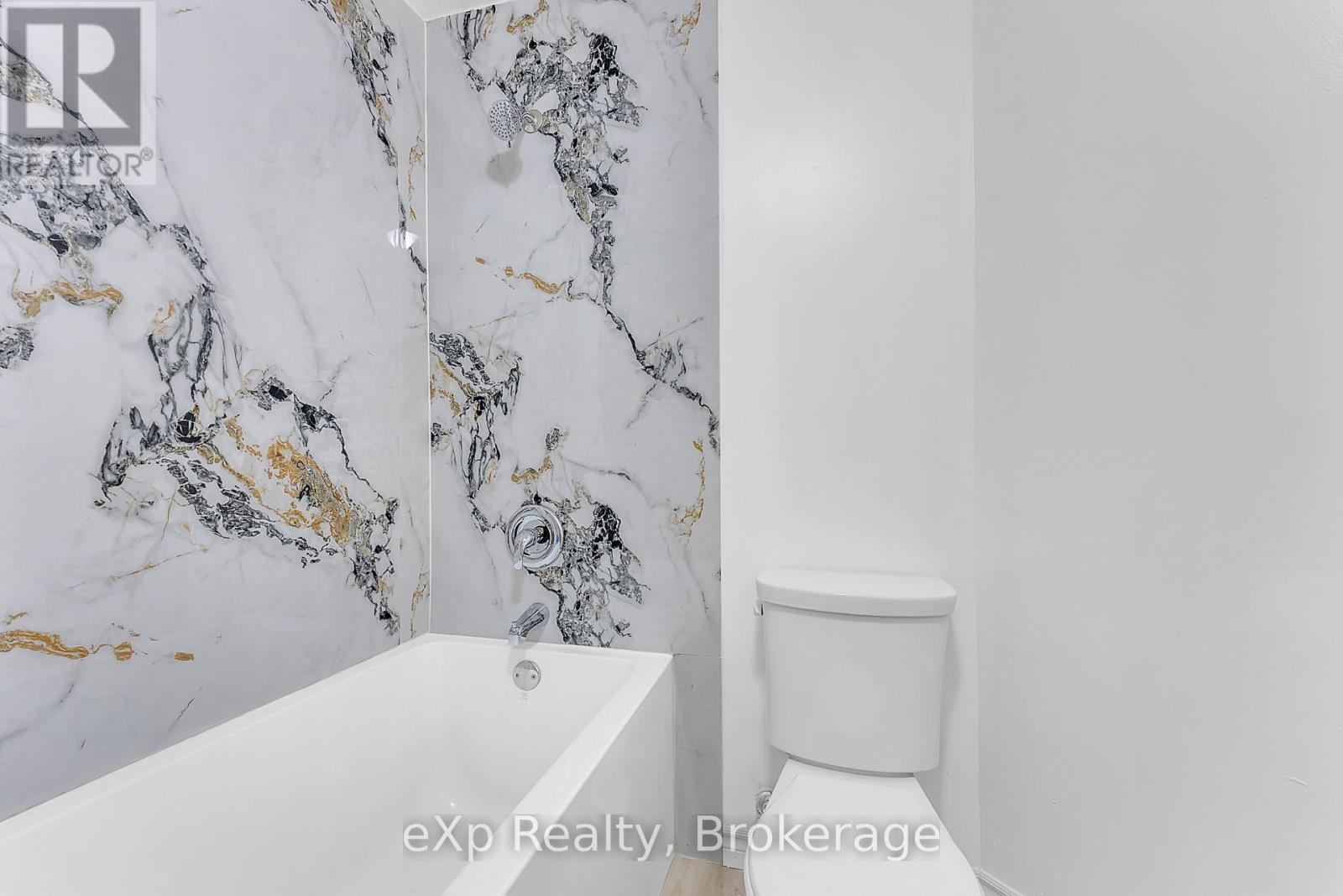 APT 2 - 2 KING STREET, Quinte West (Trenton Ward) — photo 6