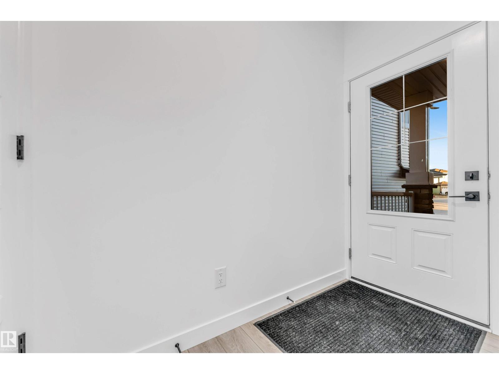 904 17 AV NW - Image 11