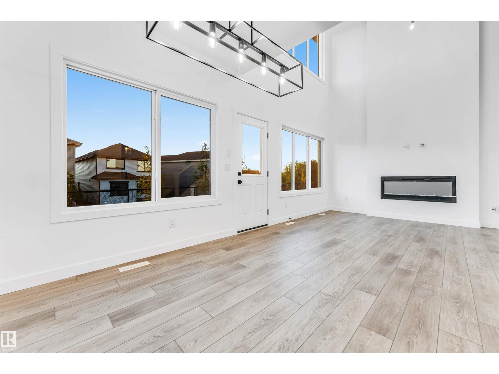 904 17 AV NW - 21