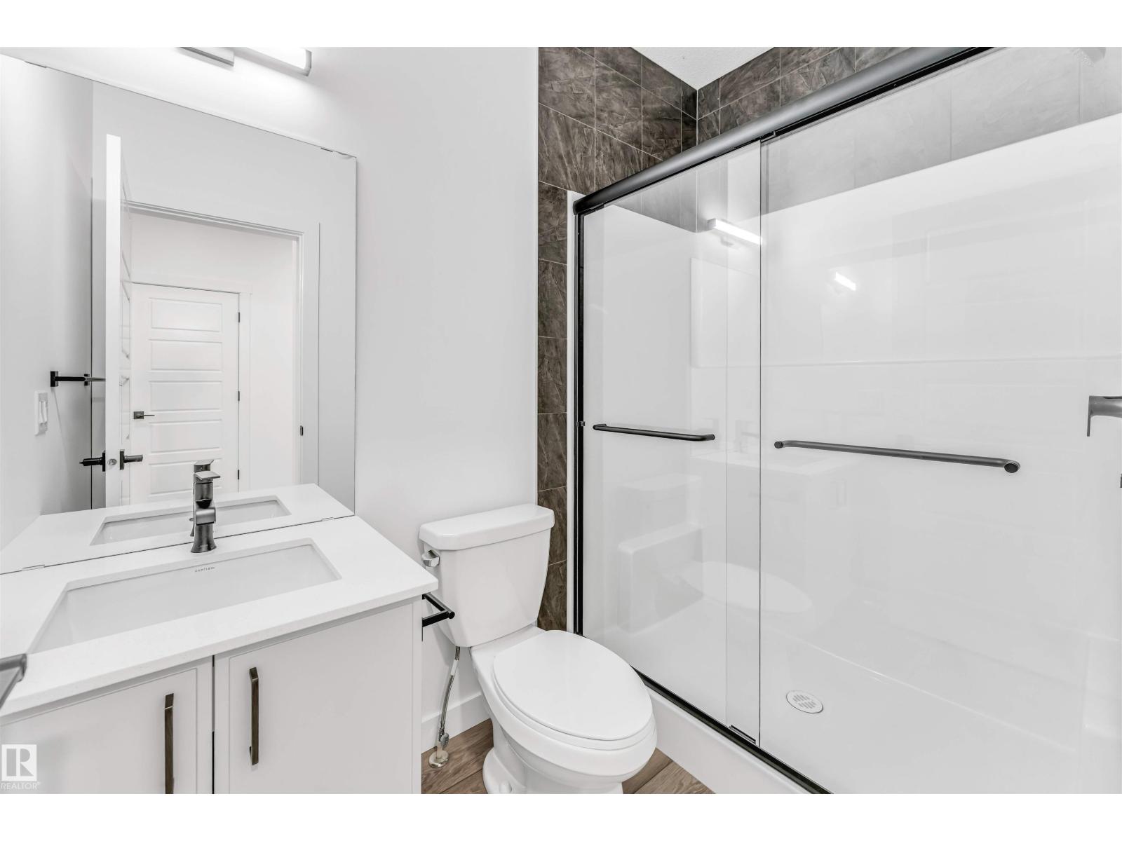 904 17 AV NW - Image 28