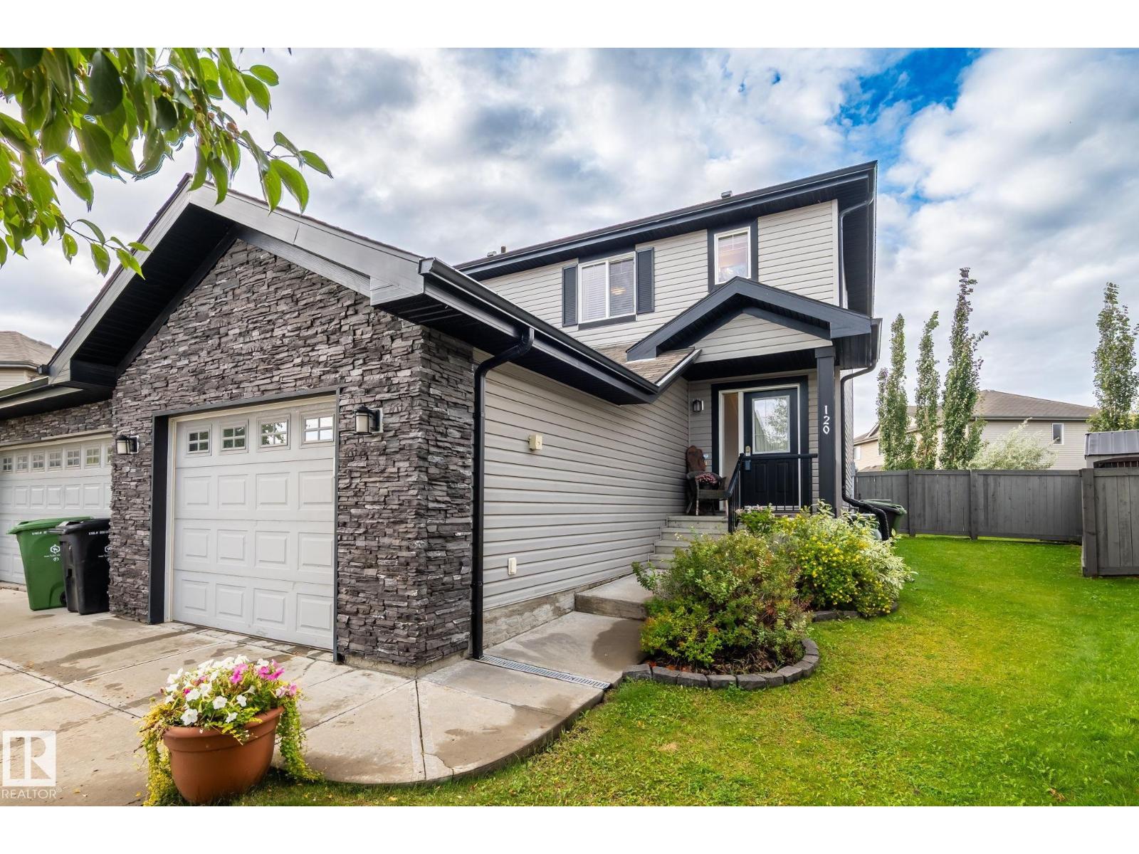 120 CRANSTON PL - 1