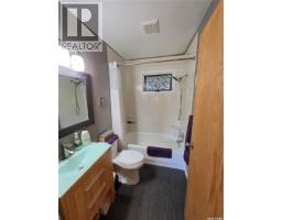 1255 Grand Avenue, Buena Vista, SK S2V1A4 Photo 12