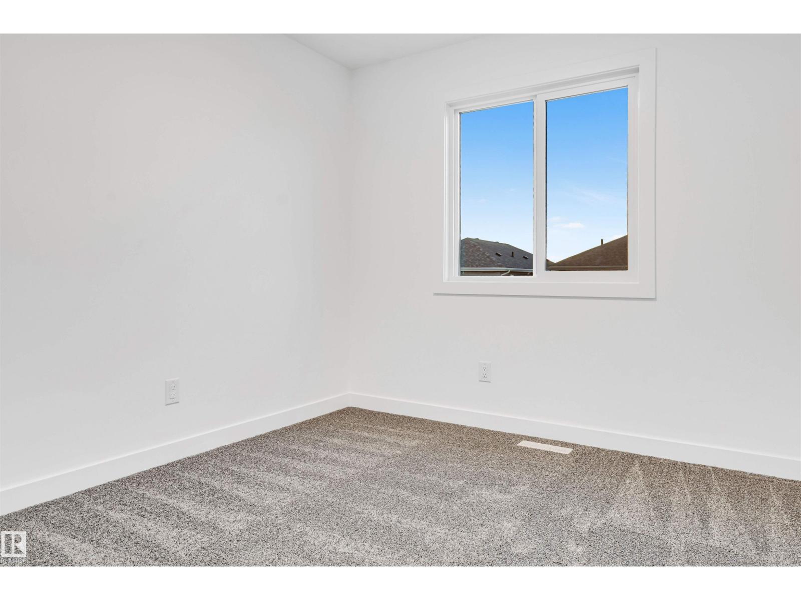 908 17 AV NW - Image 24