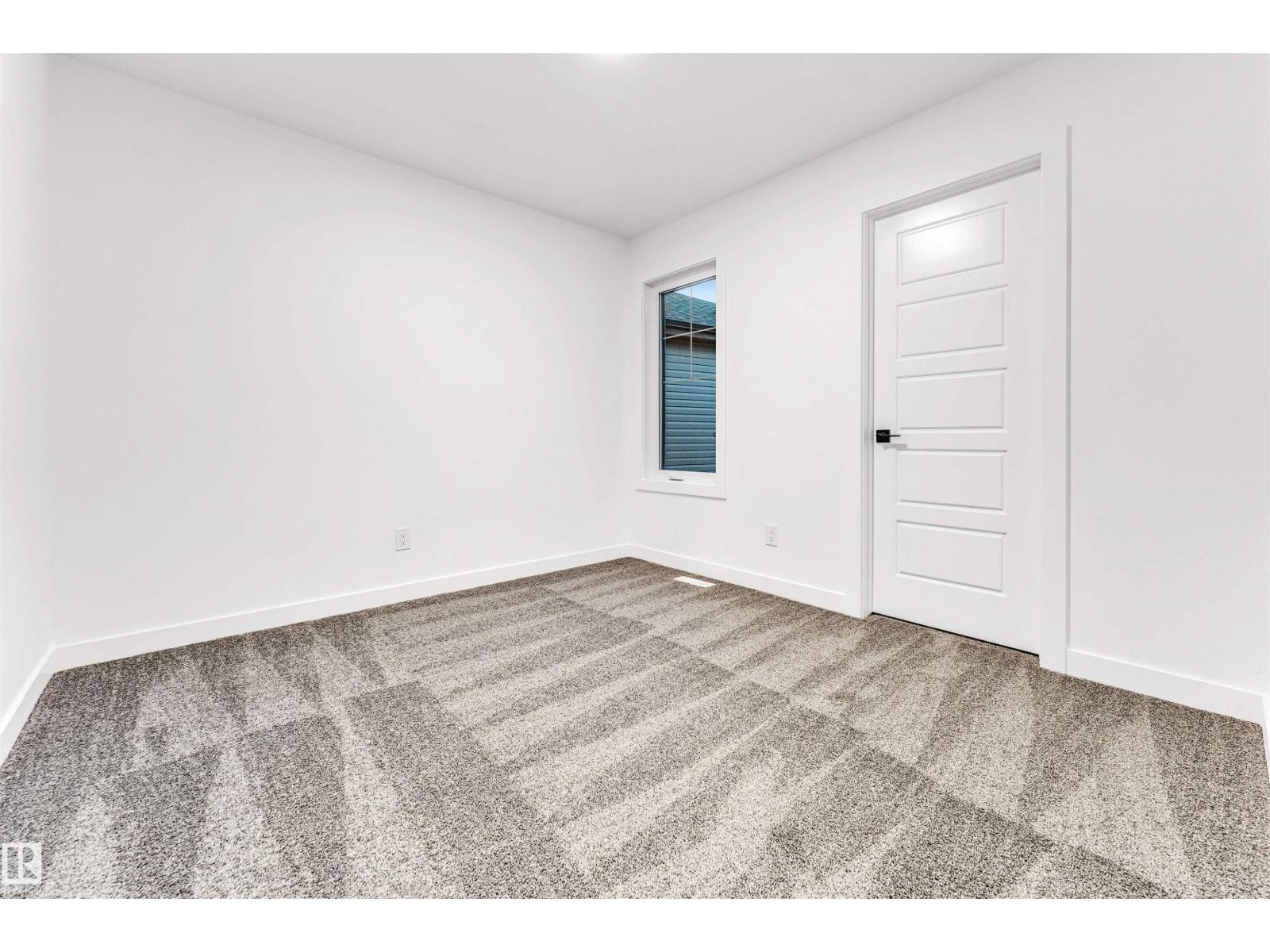 908 17 AV NW - Image 29
