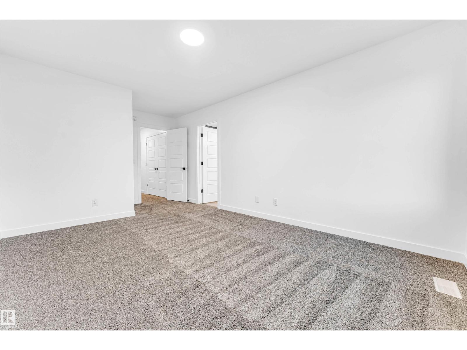 908 17 AV NW - Image 35