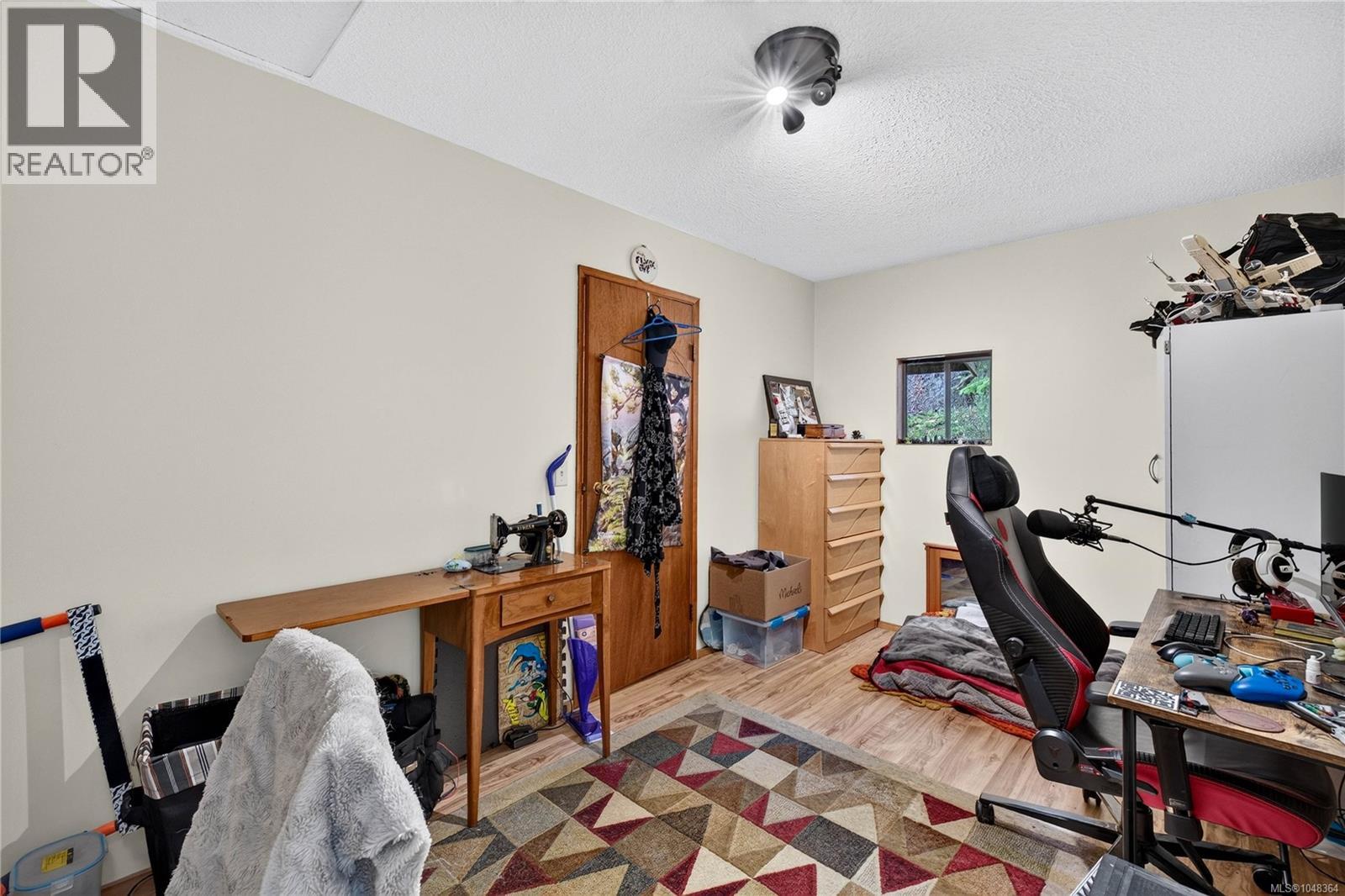 321 Collins Rd - 31