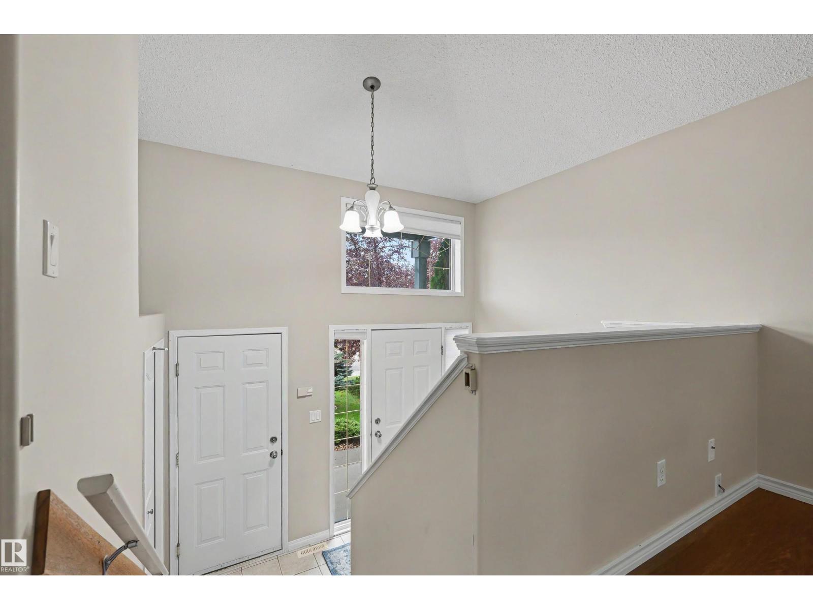 142 Foxboro WY - 8