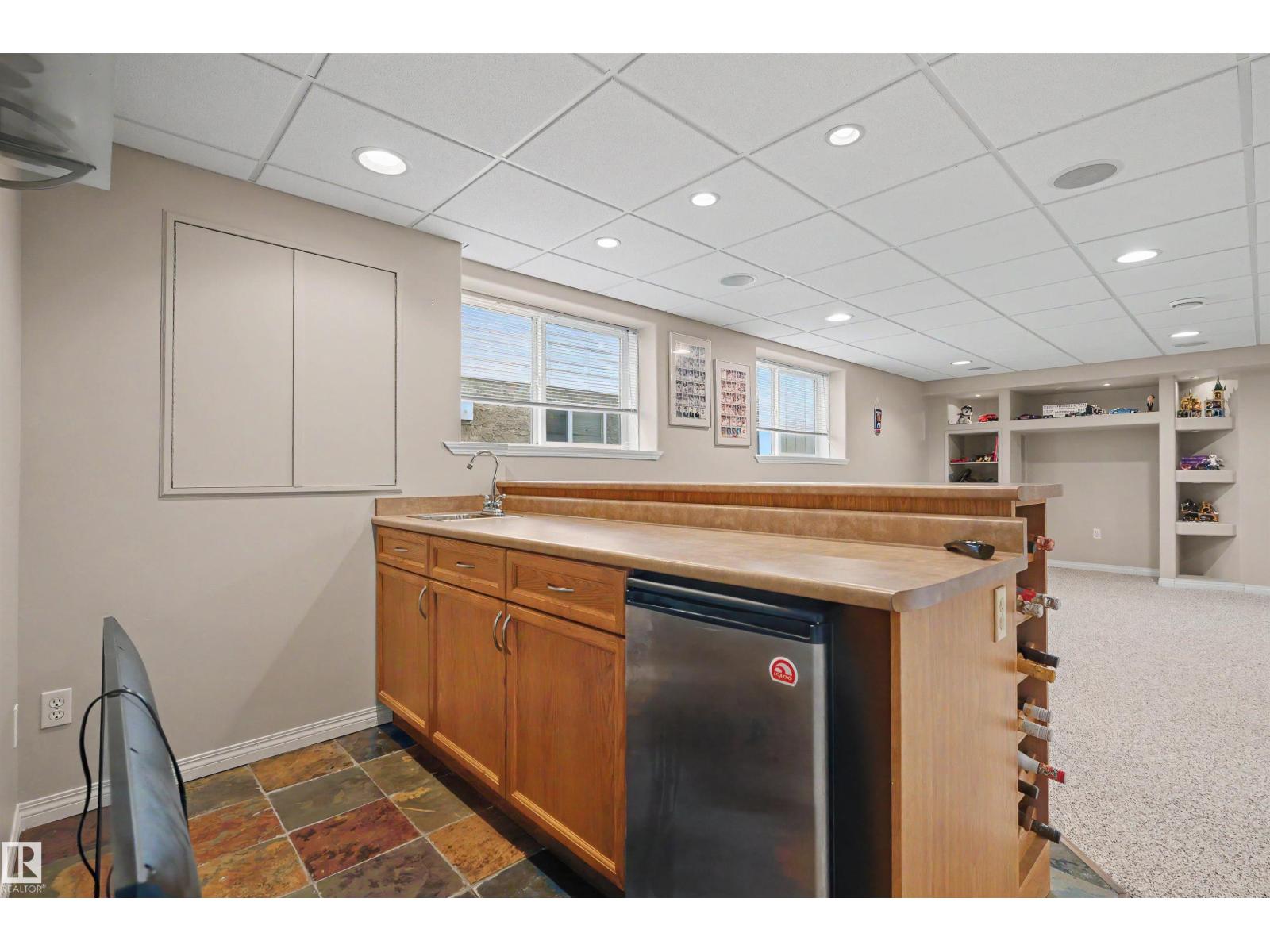 142 Foxboro WY - 35