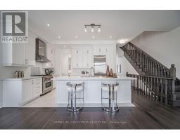 2 Silvermills Lane, Markham, ON L6C3L5 Photo 12
