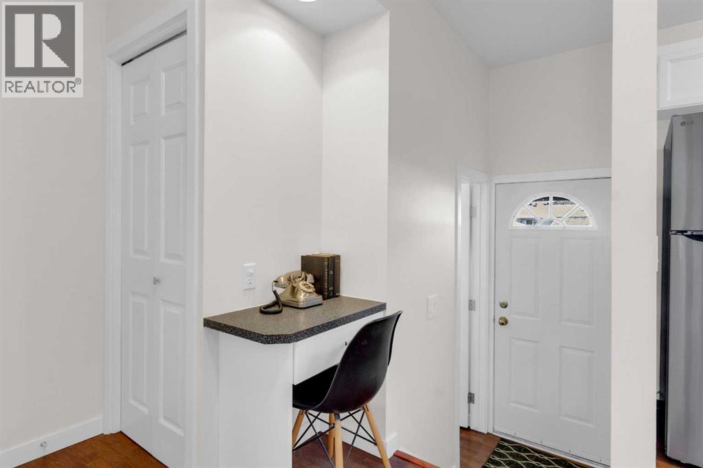 #34 630 Sabrina Road SW - 12
