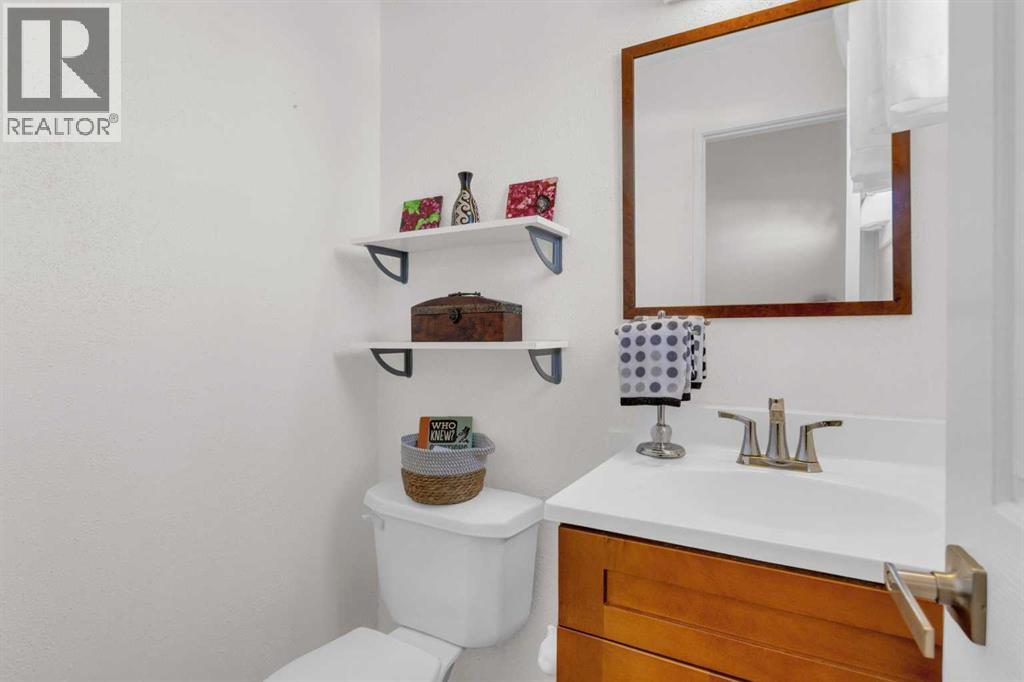 #34 630 Sabrina Road SW - 13