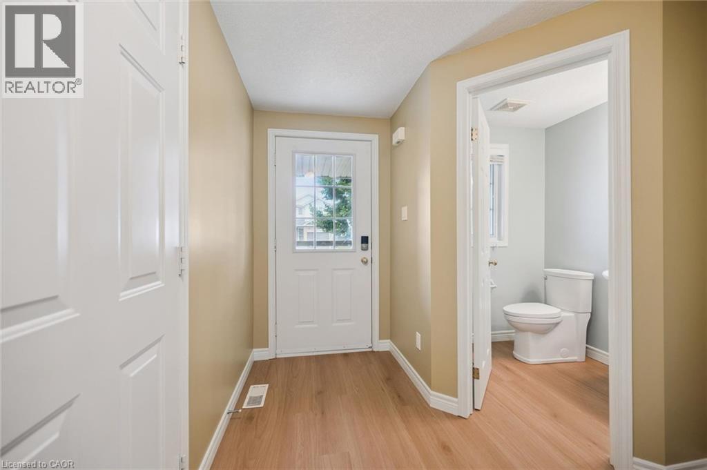 938 ATLANTIC Boulevard, Waterloo — photo 6