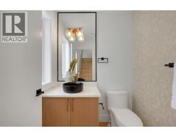 Bedroom - 2823 30 Street Sw, Calgary, AB T3E2M4 Photo 7