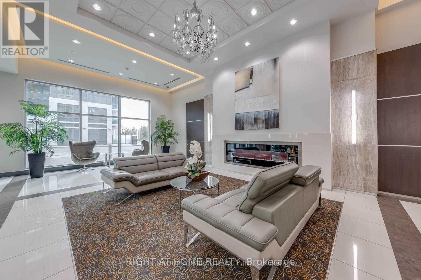#2123 7161 Yonge Street, Markham (Grandview), Ontario, L3T0C8, Markham (Grandview), Ontario — photo 3 of 5
