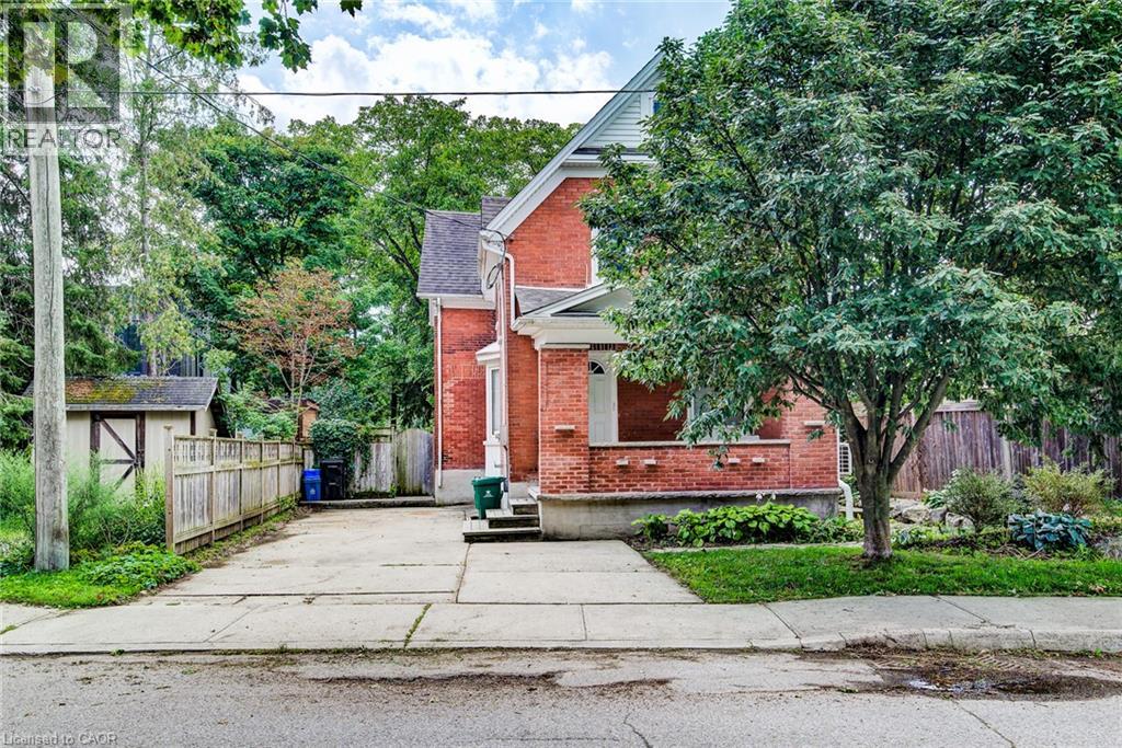 81 WILLOW Street, Waterloo, Ontario, N2J1W3, Waterloo, Ontario — photo 4 of 5