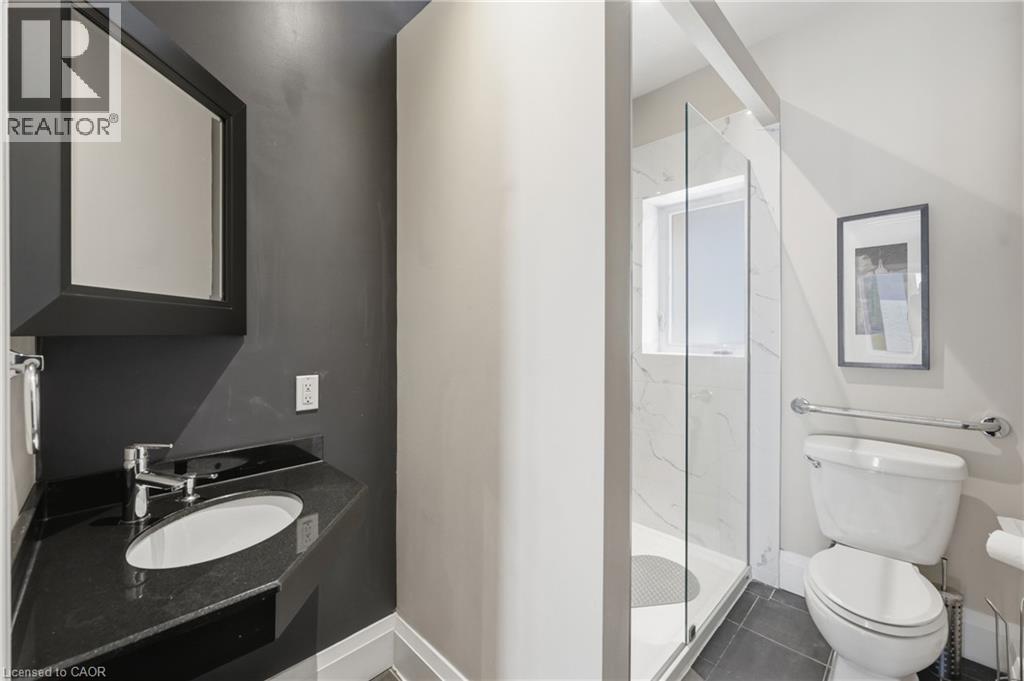 58 KING Street W Unit# B, Stoney Creek — photo 6