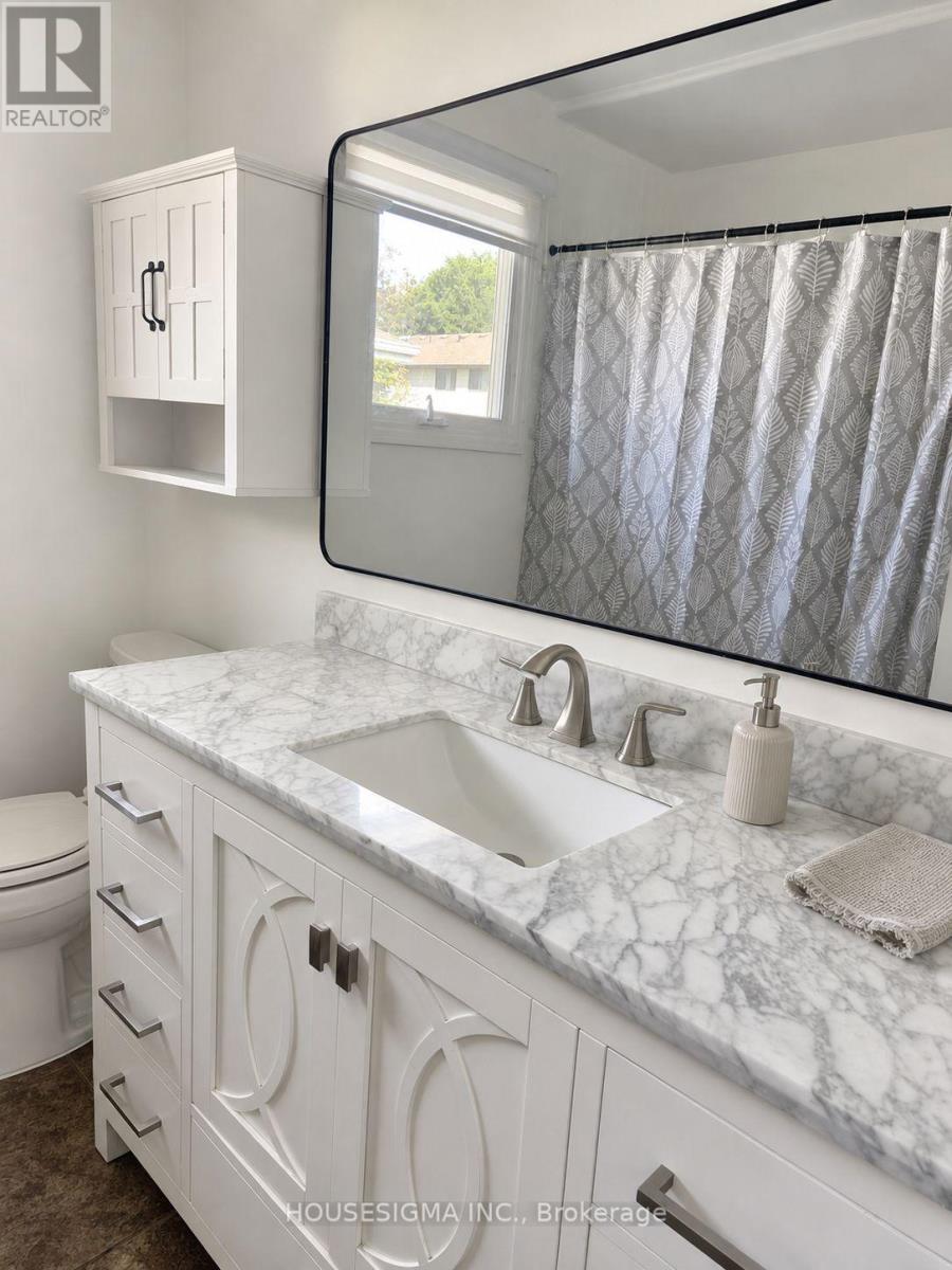 547 BARNES CRESCENT - 12