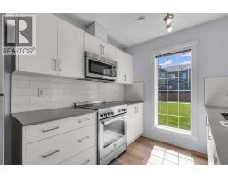 Bedroom - 237 Cranbrook Square Se, Calgary, AB T3M3K8 Photo 11