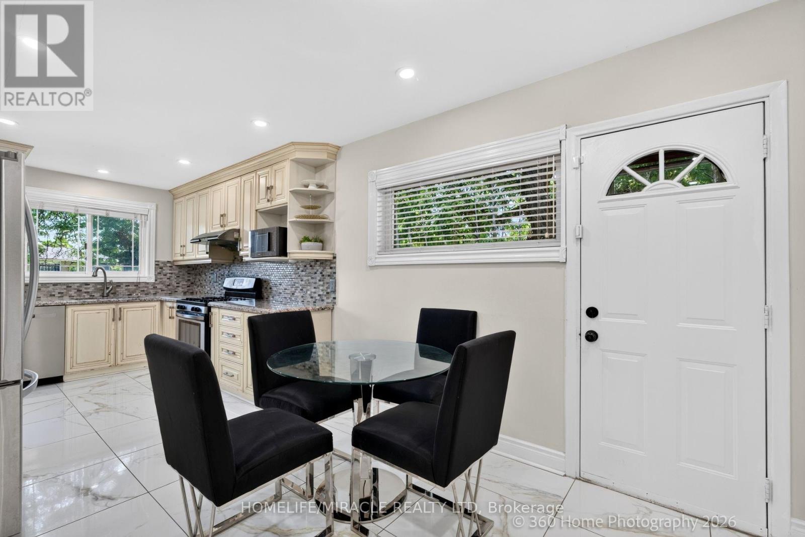 178 KINGSVIEW BOULEVARD - 15