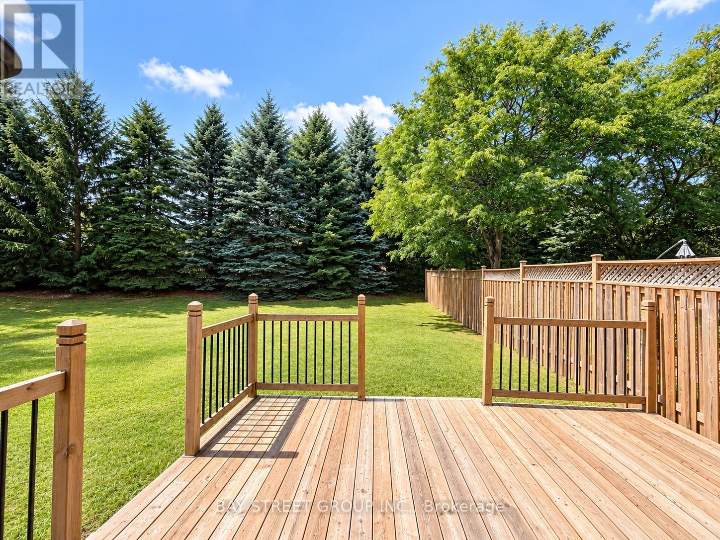 513 MARINER DRIVE — photo 2
