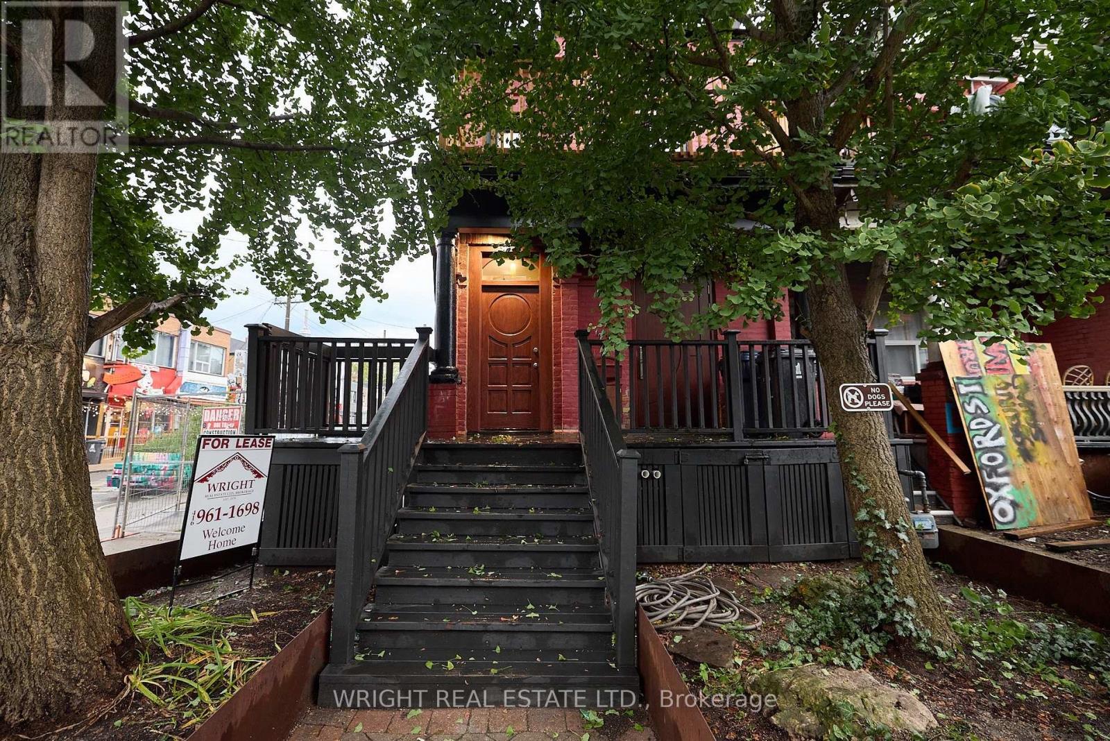 71 Oxford Street, Toronto (Kensington-Chinatown), Ontario, M5T1P2, Toronto (Kensington-Chinatown), Ontario — photo 2 of 5