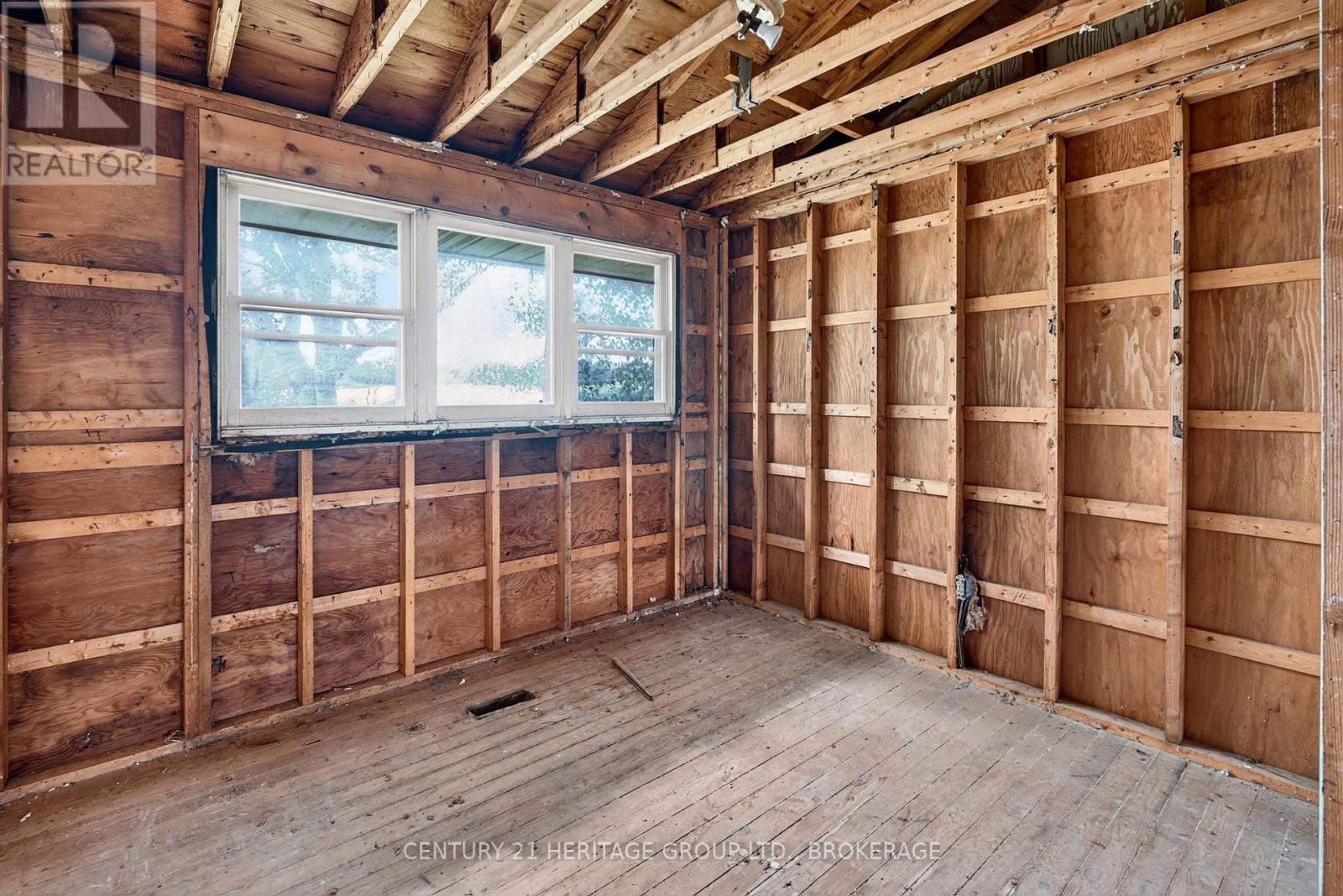 2886 CREEKFORD ROAD - Image 28