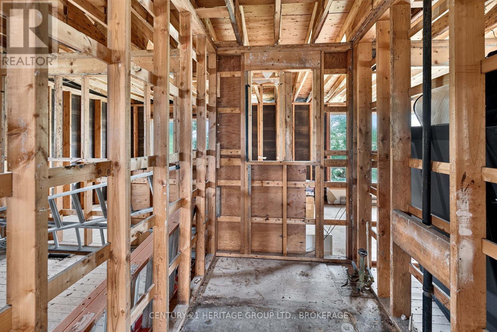 2886 CREEKFORD ROAD - 30