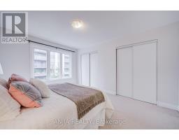 25 Galleria Parkway, Markham, ON L3T0A4 Photo 32